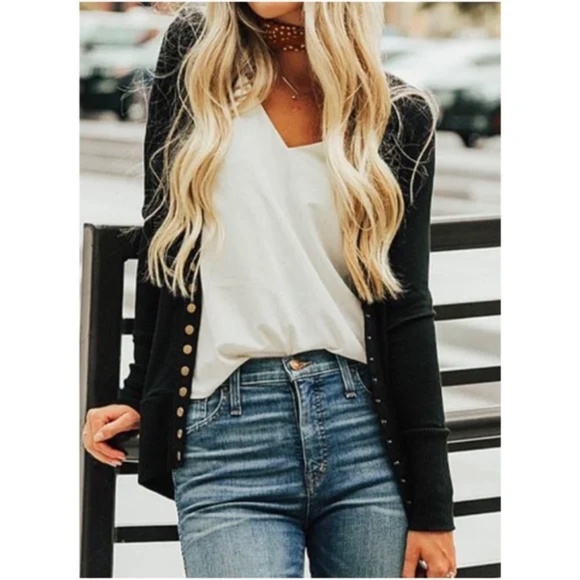 Cozy Black snap button Cardigan - Picture 1 of 3